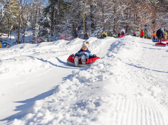 Blue Hills Ski Area Snow Tubing Near Boston